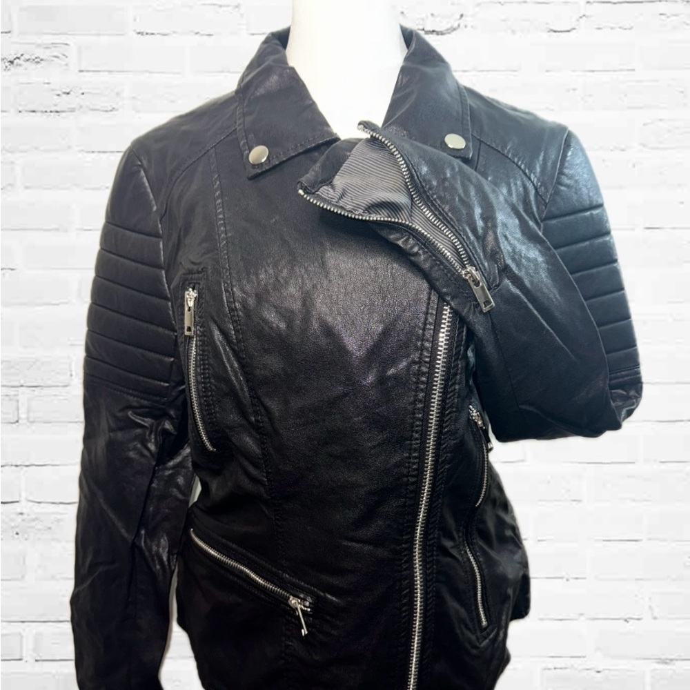 Women's Black Leather Motorcycle Jacket
